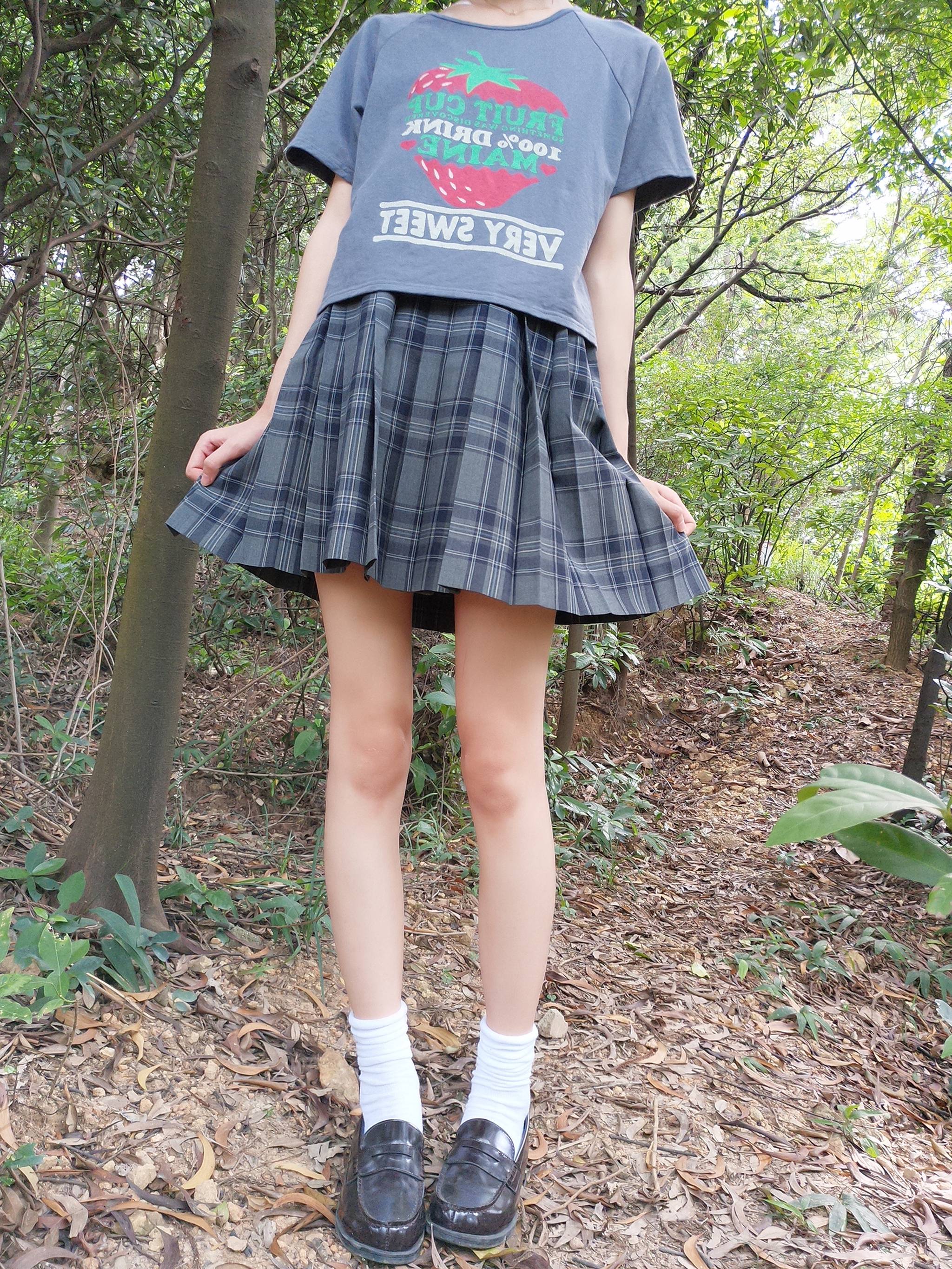 眼酱大魔王w – NO.027不正经的露出[6P]-XikXak